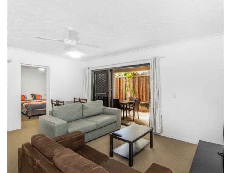 1/9 Carter Street, North Ward QLD 4810