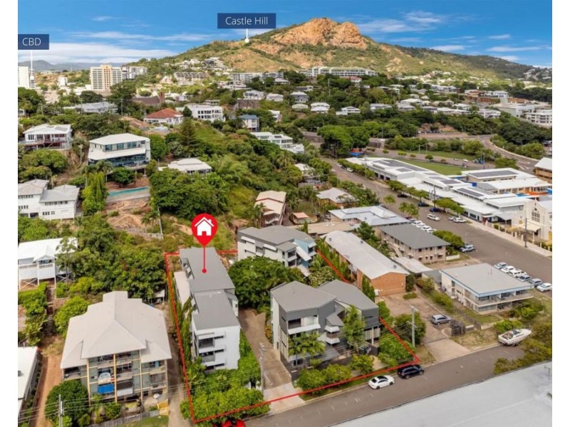 1/9 Carter Street, North Ward QLD 4810