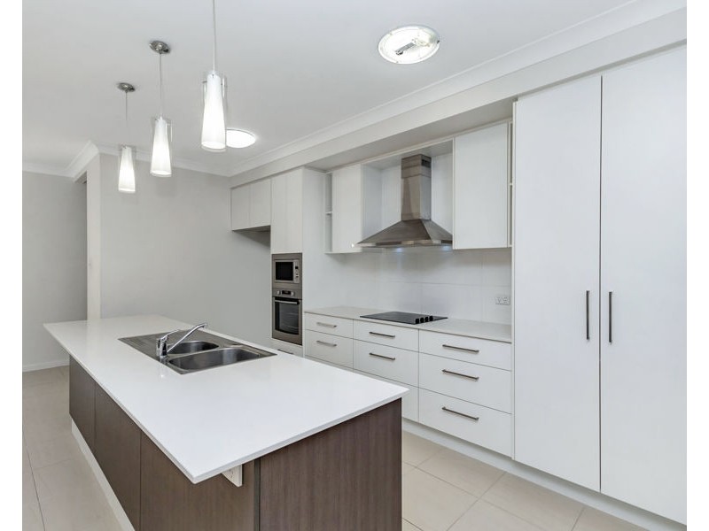 30 Keeper Court, Mount Louisa QLD 4814