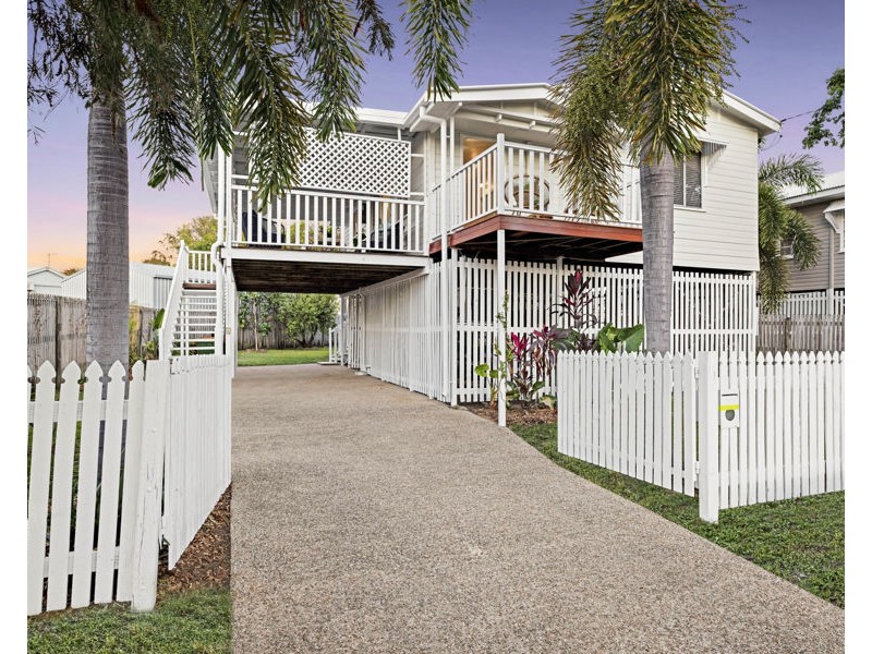 1/3 Barron Street, West End QLD 4810