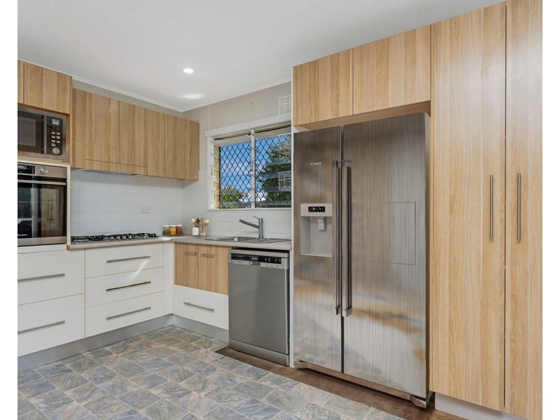 25 Undara Avenue, Cranbrook QLD 4814