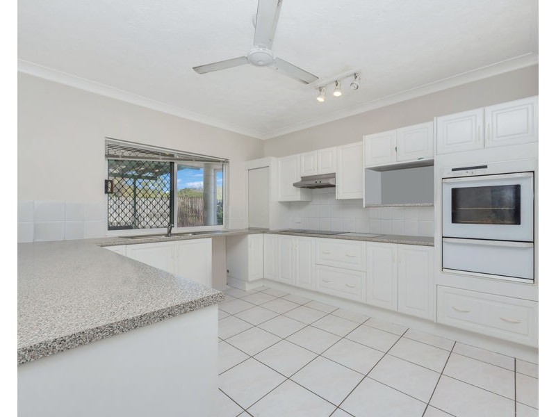 15 Petersen Court, Douglas QLD 4814