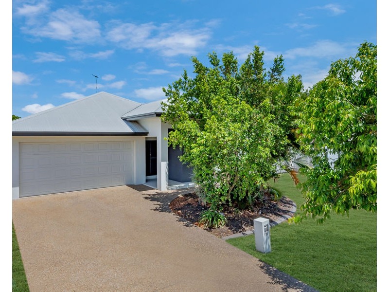 11 Baird Court, Bushland Beach QLD 4818
