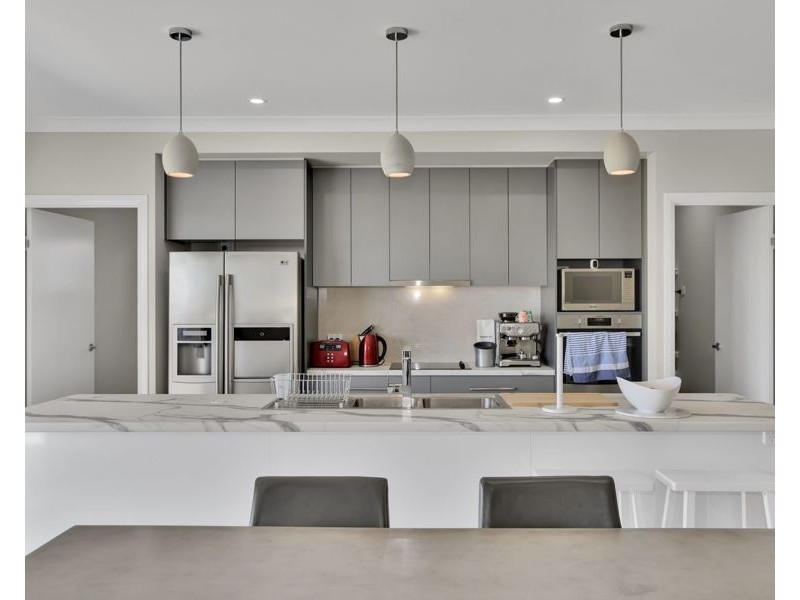 12 Dune Parade, Bushland Beach QLD 4818