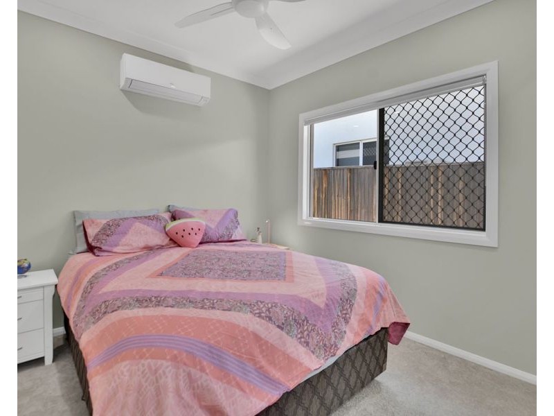 12 Dune Parade, Bushland Beach QLD 4818