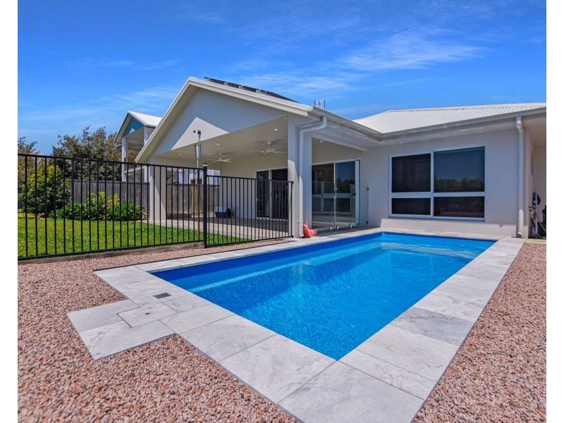 12 Dune Parade, Bushland Beach QLD 4818