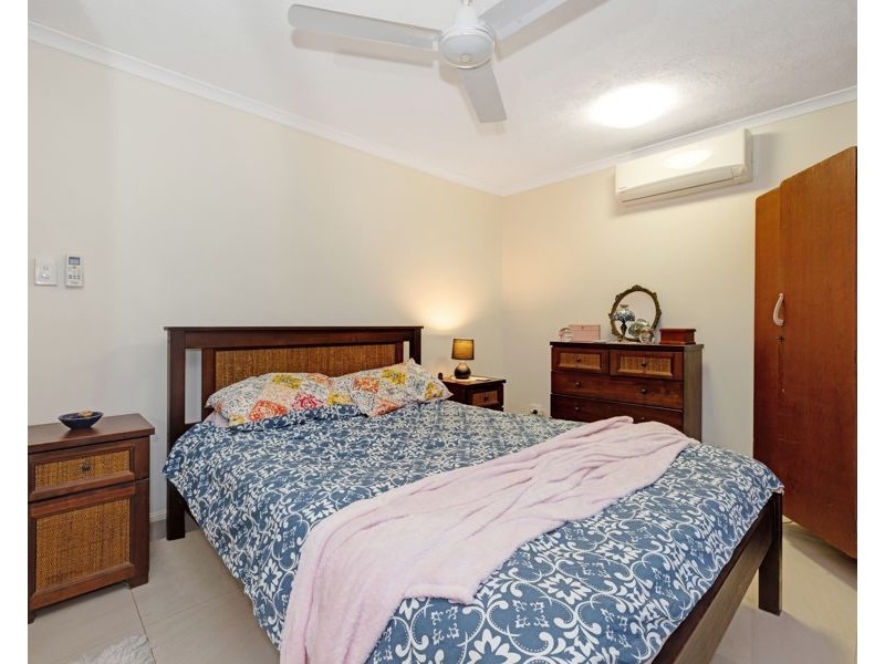 2/53 Henry Street, West End QLD 4810