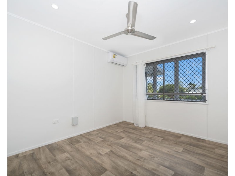 25 Undara Avenue, Cranbrook QLD 4814