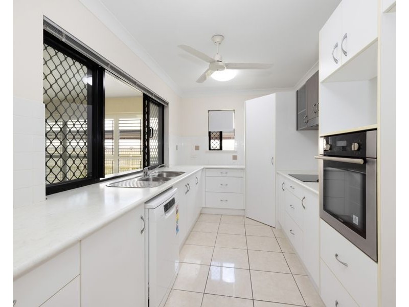 13 Afton Way, Mount Louisa QLD 4814