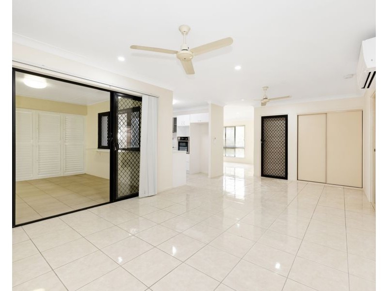 13 Afton Way, Mount Louisa QLD 4814