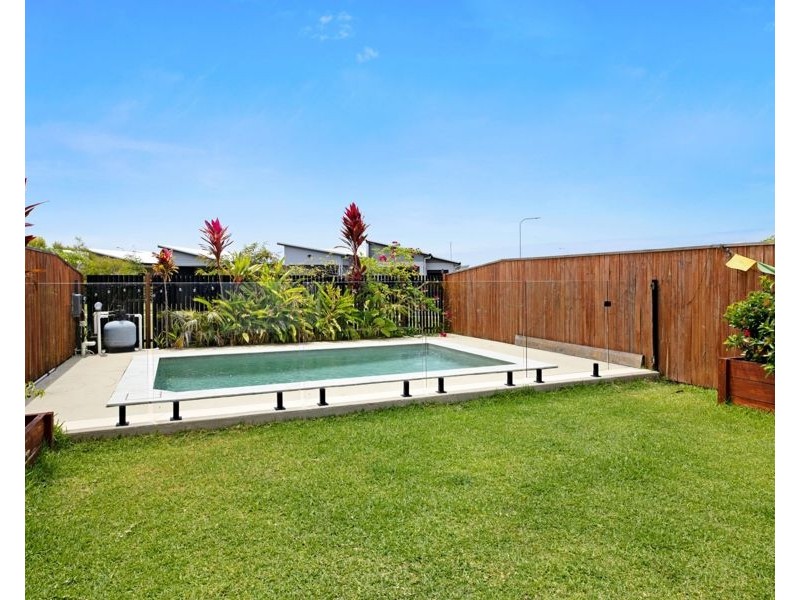 17 Castleview Lane, Garbutt QLD 4814