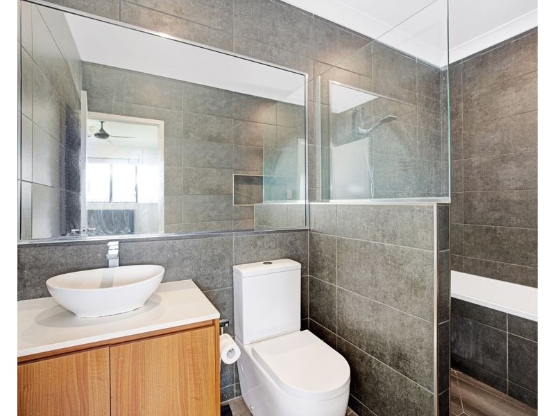 17 Castleview Lane, Garbutt QLD 4814