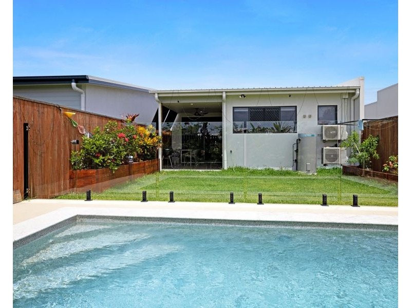 17 Castleview Lane, Garbutt QLD 4814