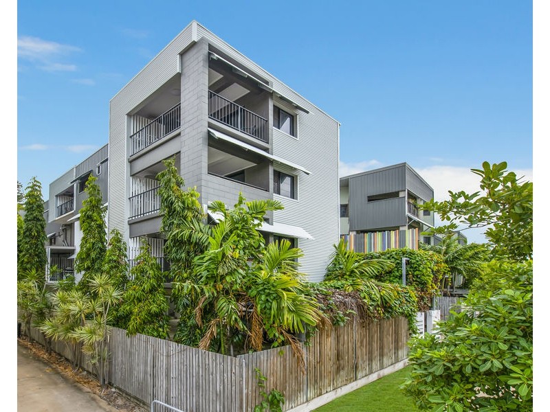 1/9 Carter Street, North Ward QLD 4810