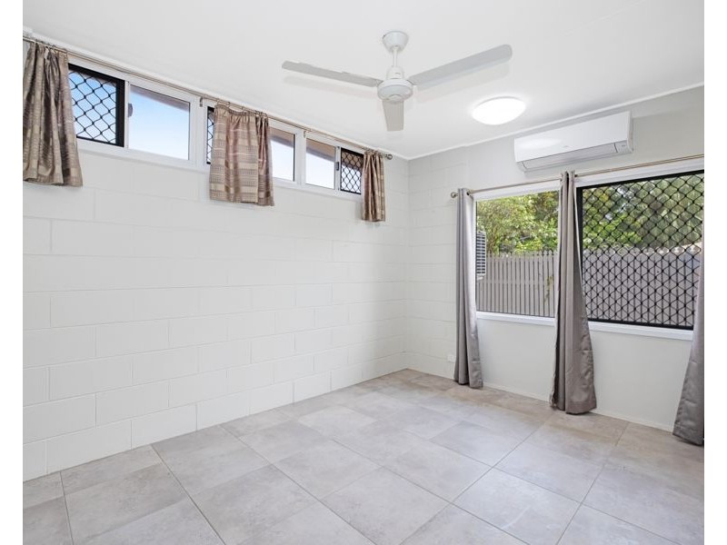 1/14 Kane Street, Mundingburra QLD 4812