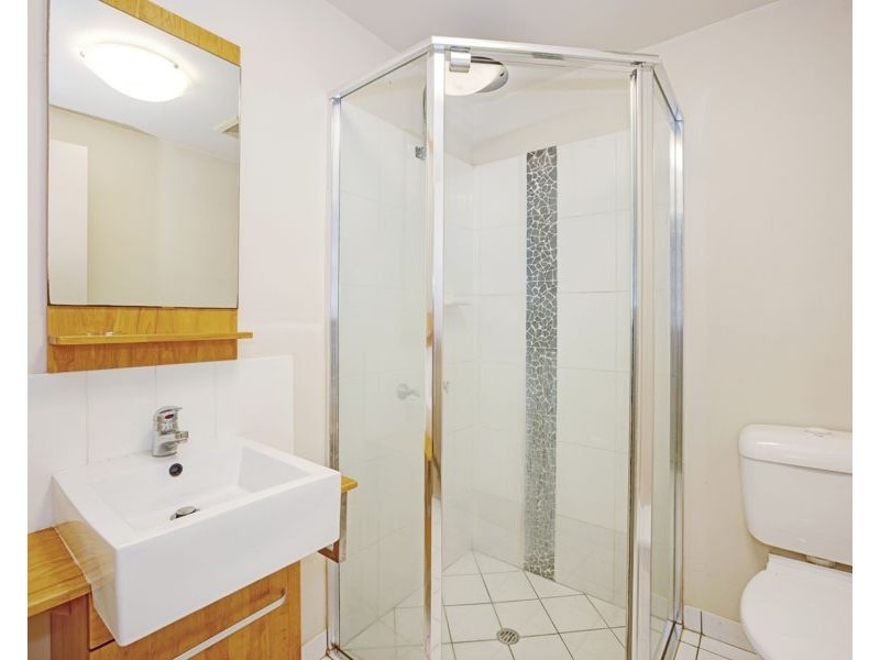 215/41-51 Oonoonba Road, Idalia QLD 4811