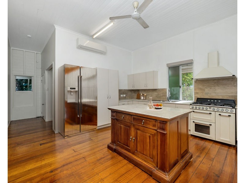 4 Virgil Street, Hyde Park QLD 4812