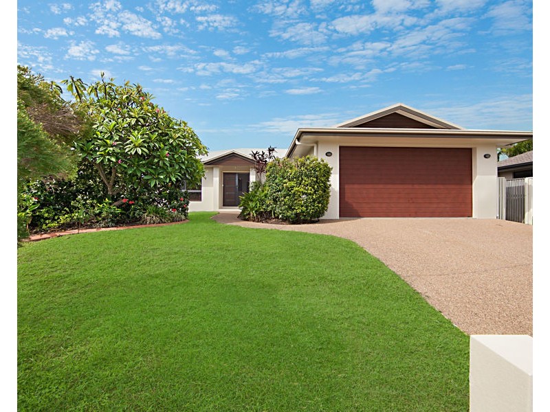 38 Dungurra Place, Bushland Beach QLD 4818