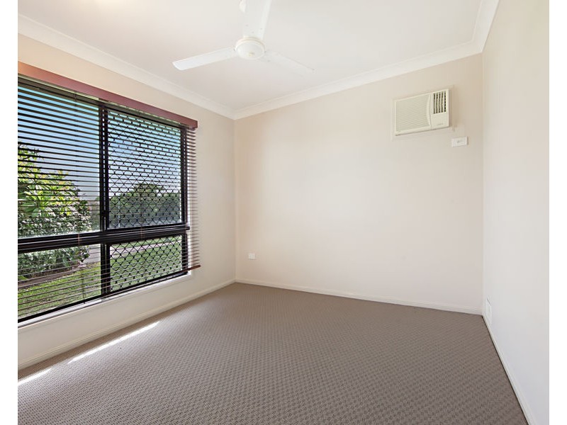 38 Dungurra Place, Bushland Beach QLD 4818