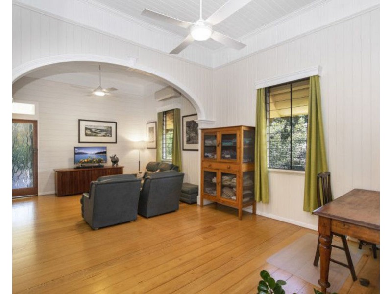 61 Tenth Avenue, Railway Estate QLD 4810
