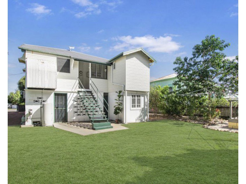 61 Tenth Avenue, Railway Estate QLD 4810