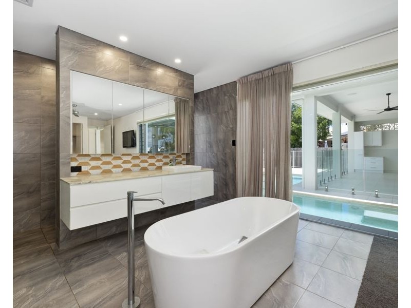 20 Capella Entrance, Burdell QLD 4818