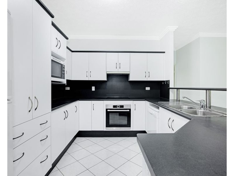 15 Moor Court, Kelso QLD 4815