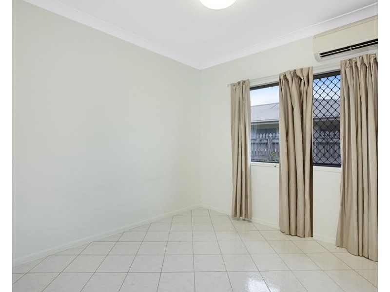 15 Moor Court, Kelso QLD 4815