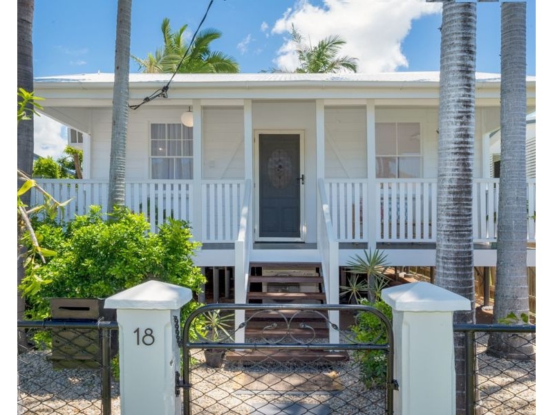 18 Shaw Street, West End QLD 4810
