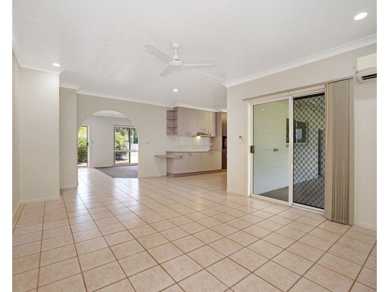 17 Campion Circle, Kirwan QLD 4817