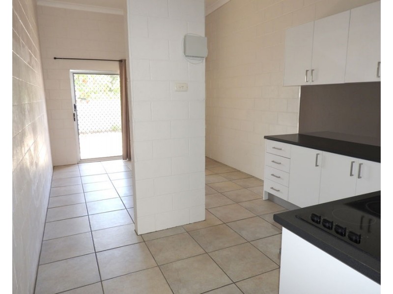 4/398 Walker Street, Townsville City QLD 4810