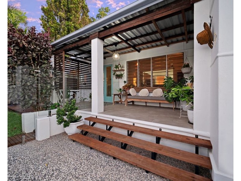 1/8 Gladstone Street, Pimlico QLD 4812