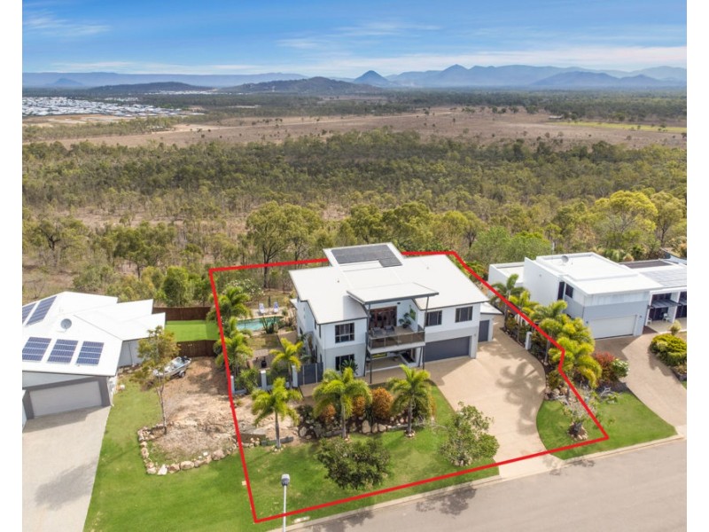 57 Goicoechea Drive, Bushland Beach QLD 4818