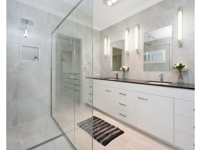 11 Riverbrook Terrace, Idalia QLD 4811