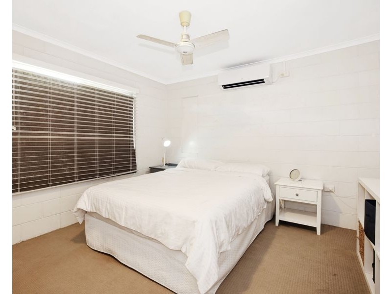 3/8 Piccadilly Street, Hyde Park QLD 4812