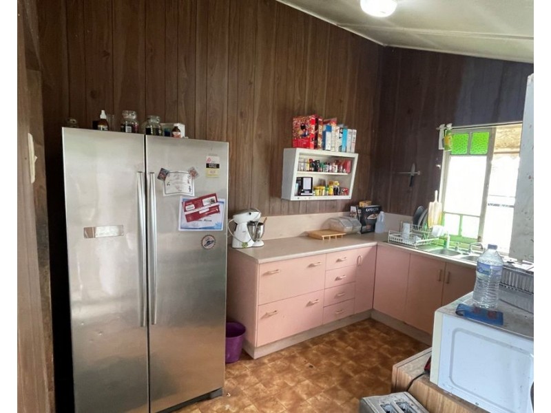 5 Richmond Street, Hermit Park QLD 4812