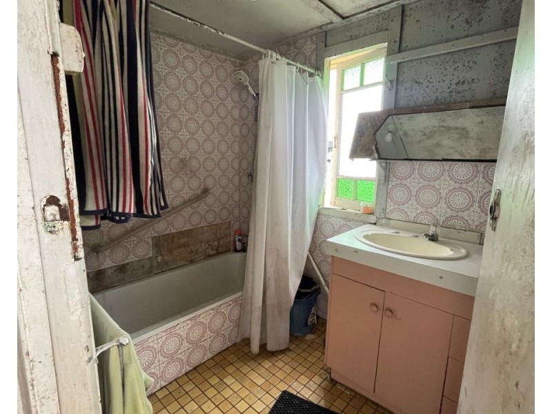 5 Richmond Street, Hermit Park QLD 4812