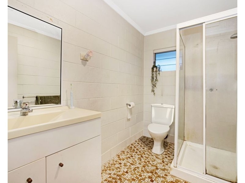 2/17 Kennedy Street, North Ward QLD 4810