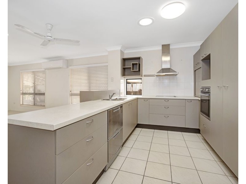 21 Chichester Avenue, Kirwan QLD 4817