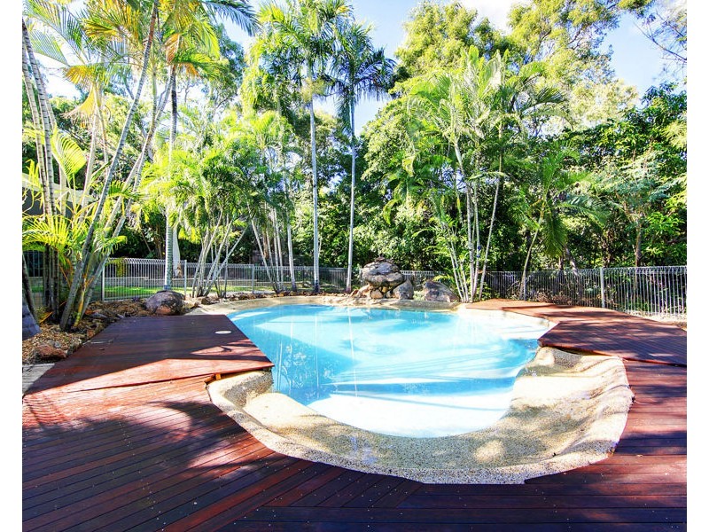 2 Feetham Court, Belgian Gardens QLD 4810