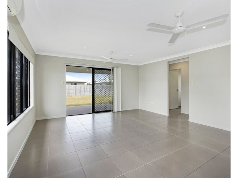 14 Elbridge Bend, Mount Louisa QLD 4814