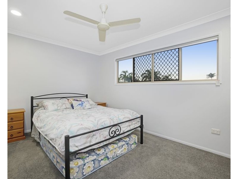 2/62-64 Bowen Road, Rosslea QLD 4812