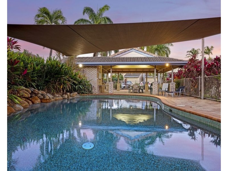 2/62-64 Bowen Road, Rosslea QLD 4812