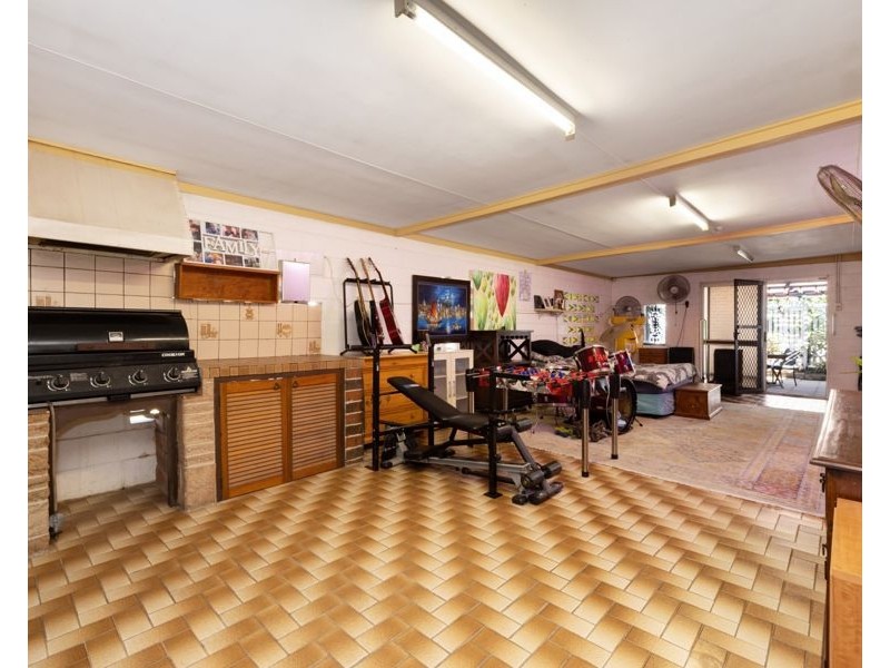 23 Ryrie Crescent, Rasmussen QLD 4815