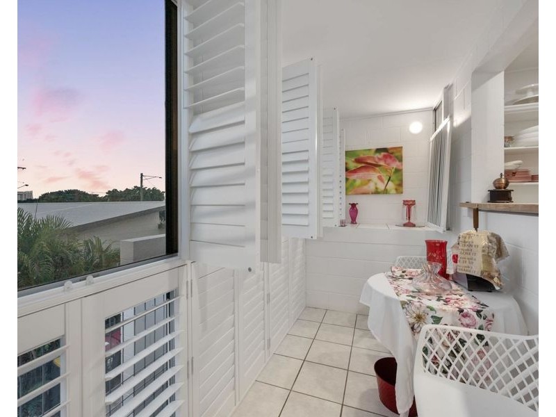 4/6 Burke Street, North Ward QLD 4810