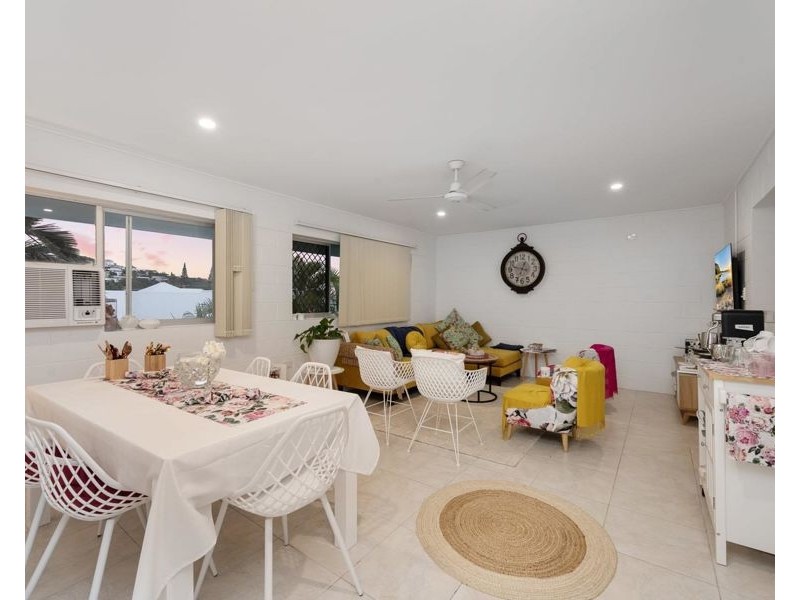 4/6 Burke Street, North Ward QLD 4810