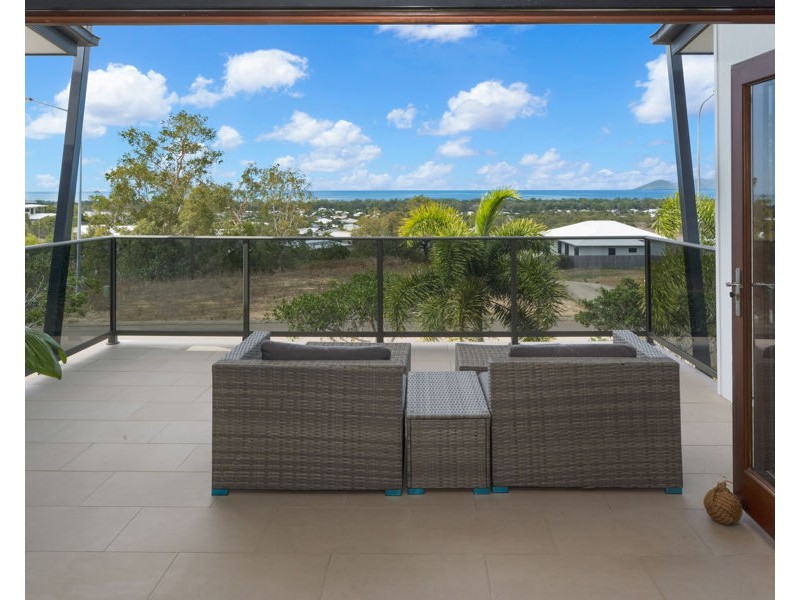 57 Goicoechea Drive, Bushland Beach QLD 4818