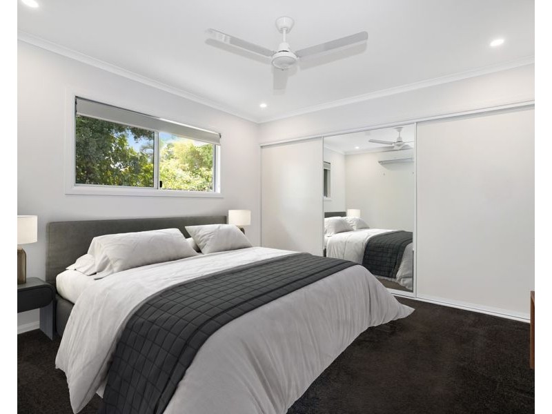 16 Pamela Court, Rasmussen QLD 4815