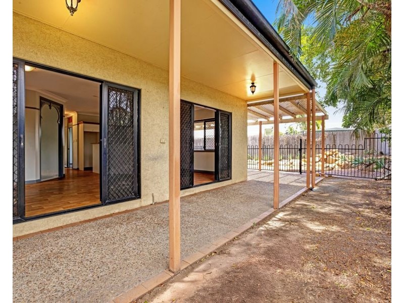 4 Boston Crescent, Douglas QLD 4814