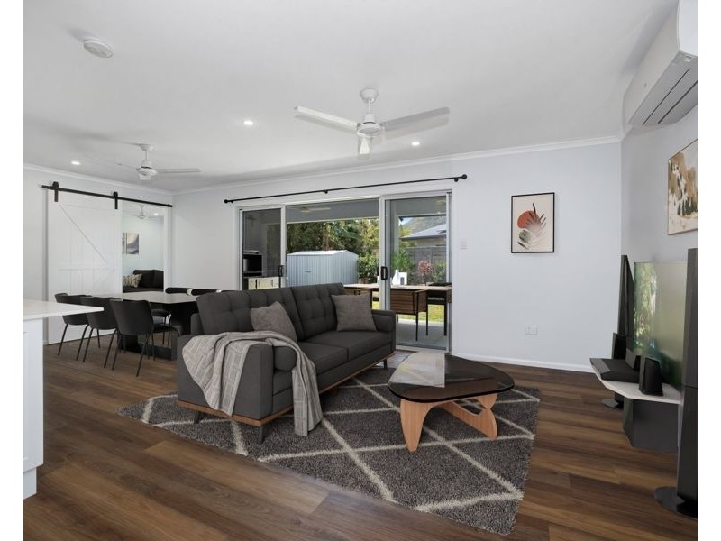 16 Pamela Court, Rasmussen QLD 4815